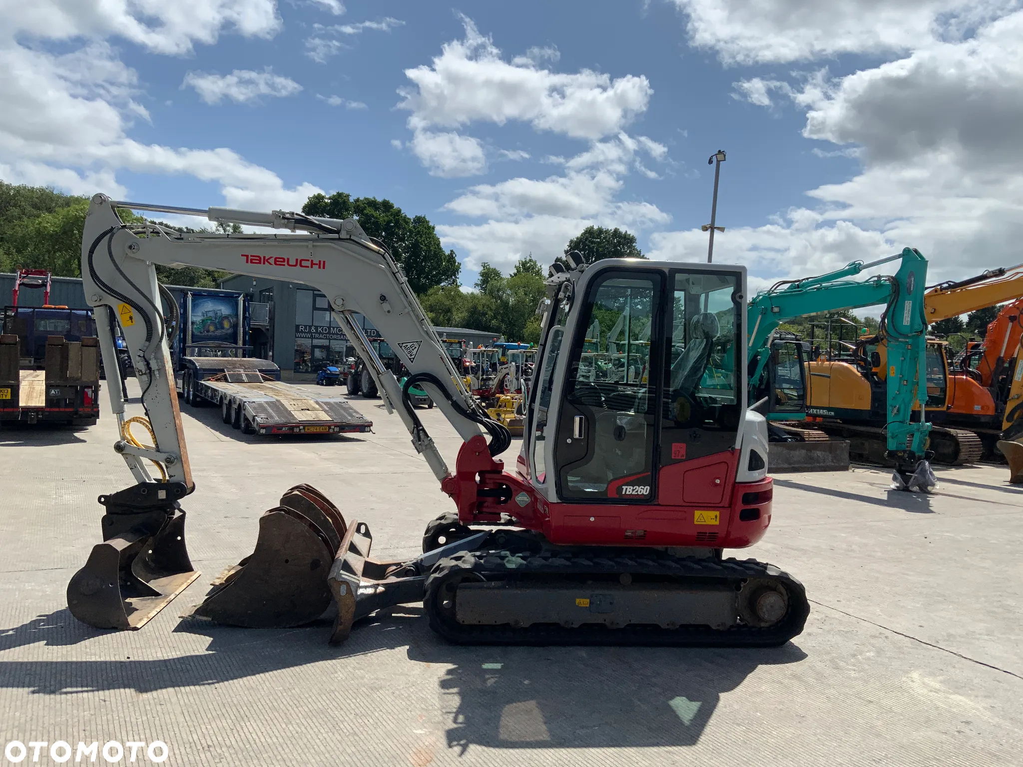 Takeuchi TB260 - 2