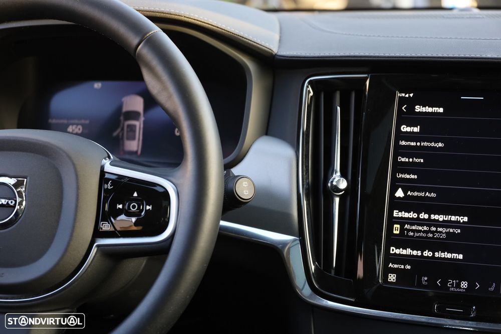 Volvo V90 2.0 T6 PHEV Plus Dark AWD - 21