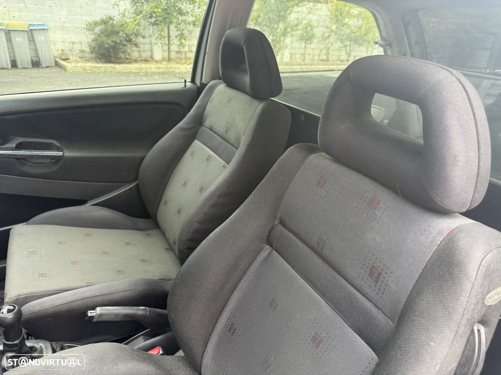 Seat IBIZA 6K2 1.9 TDI SPORT 110.CV C/ EXTRAS - 10