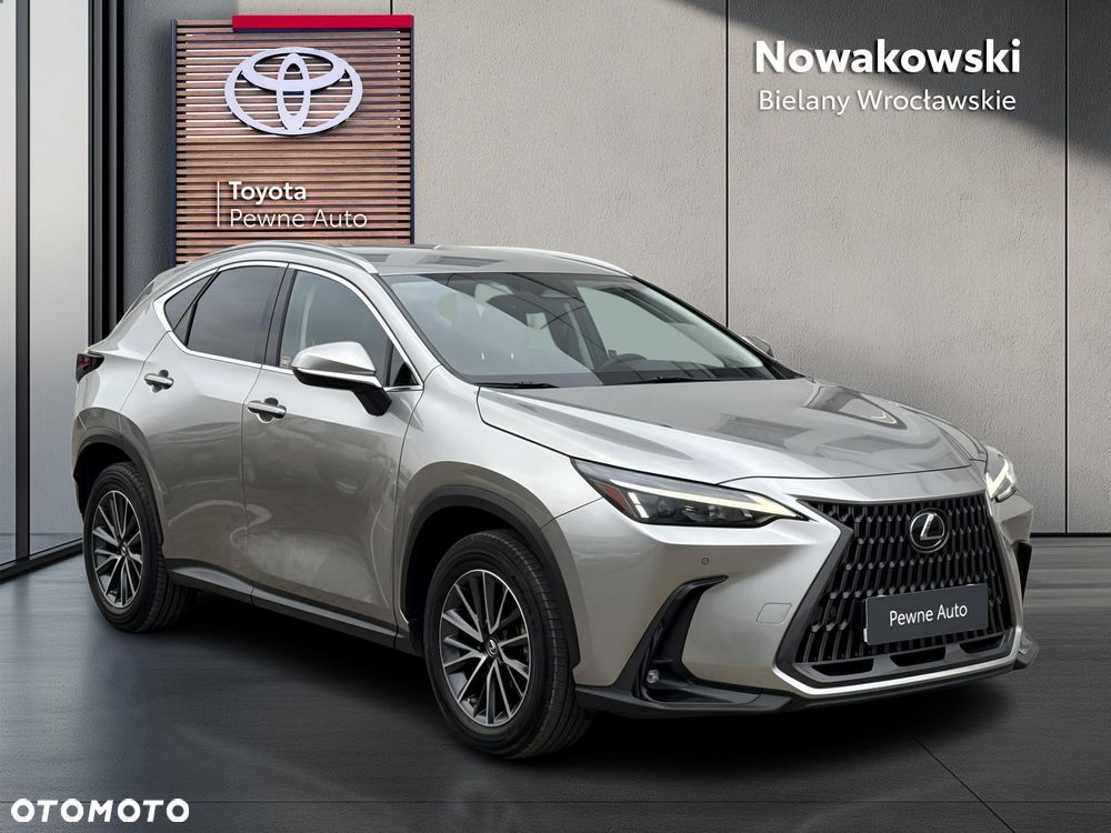 Lexus NX 350h Prestige AWD - 30