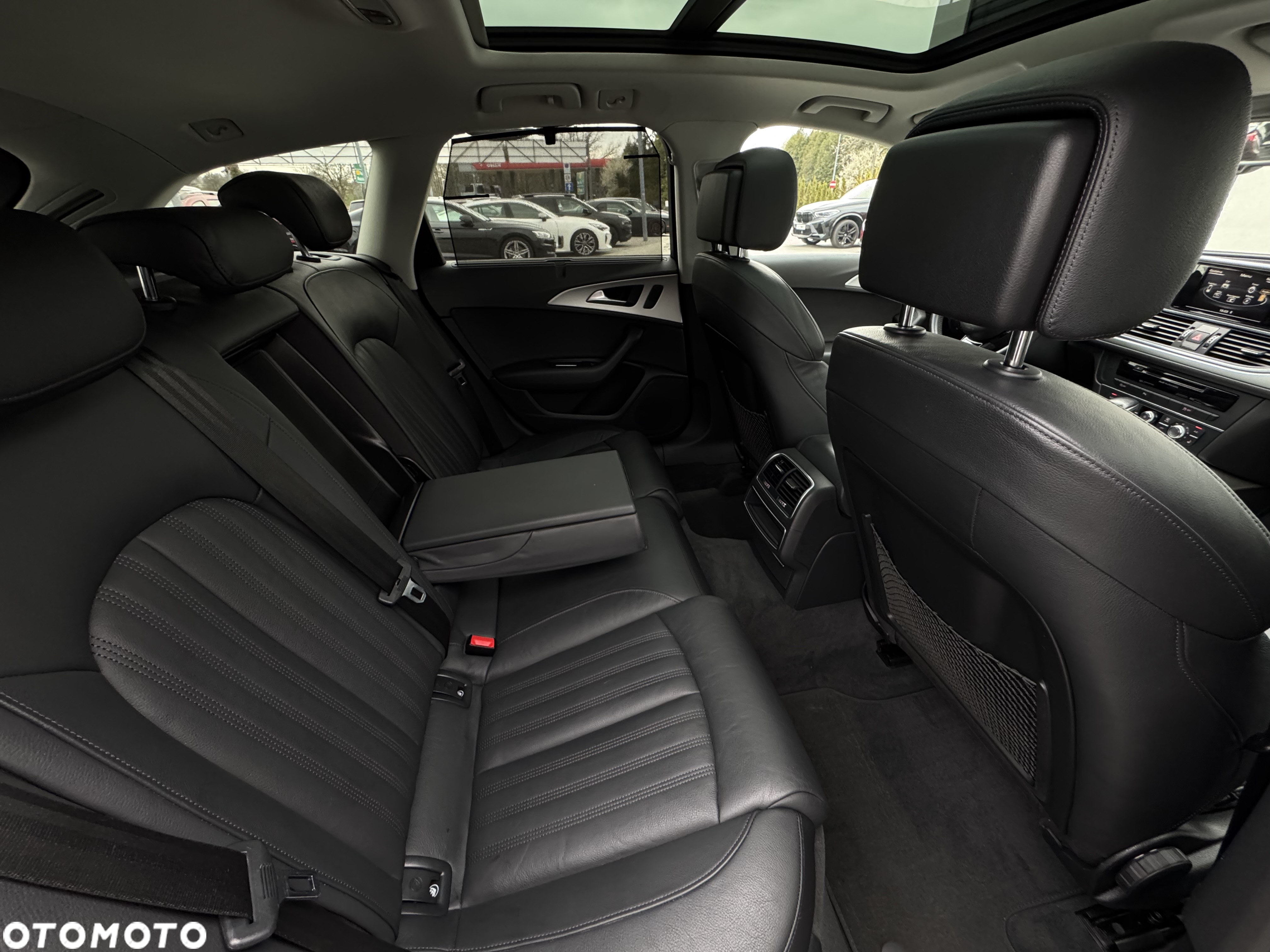 Audi A6 Avant 2.0 TDI Ultra S tronic - 31