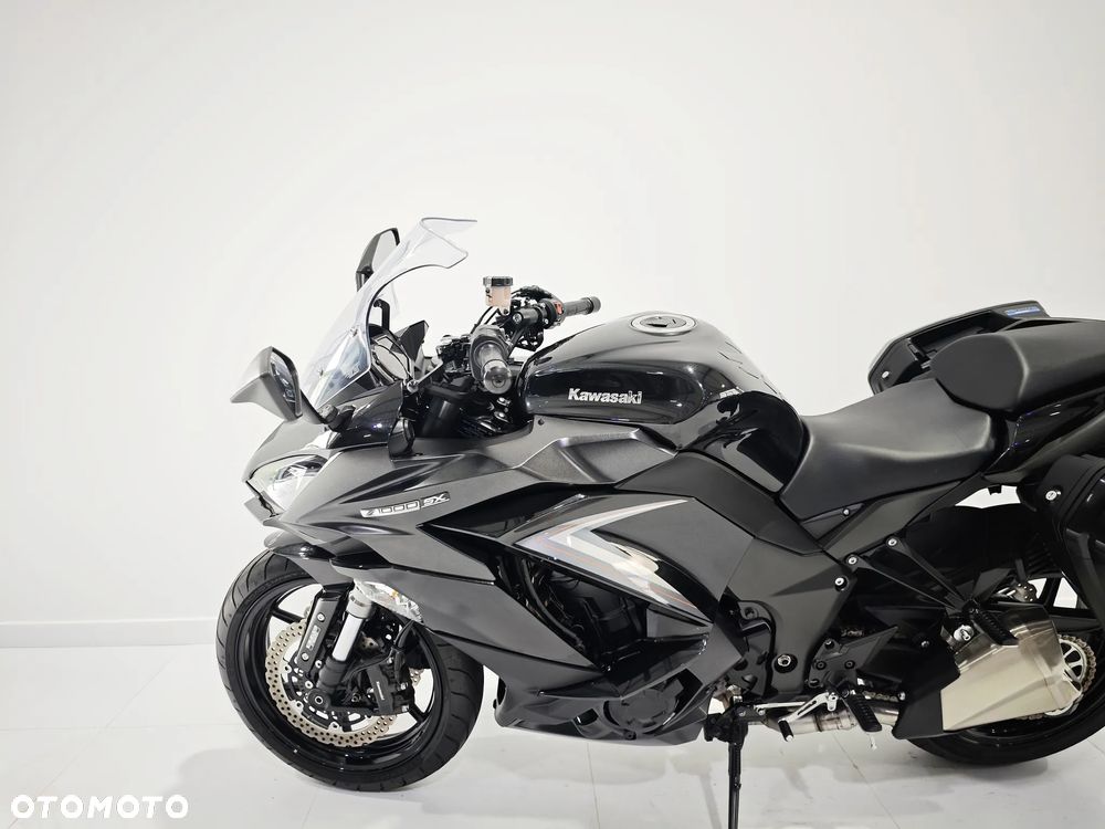 Kawasaki Ninja 1000 SX - 16