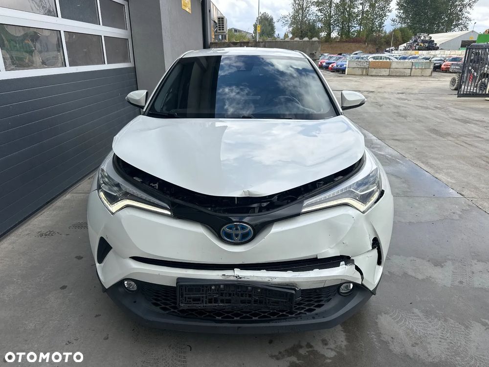 Toyota C-HR 1.8 Hybrid Prestige - 4
