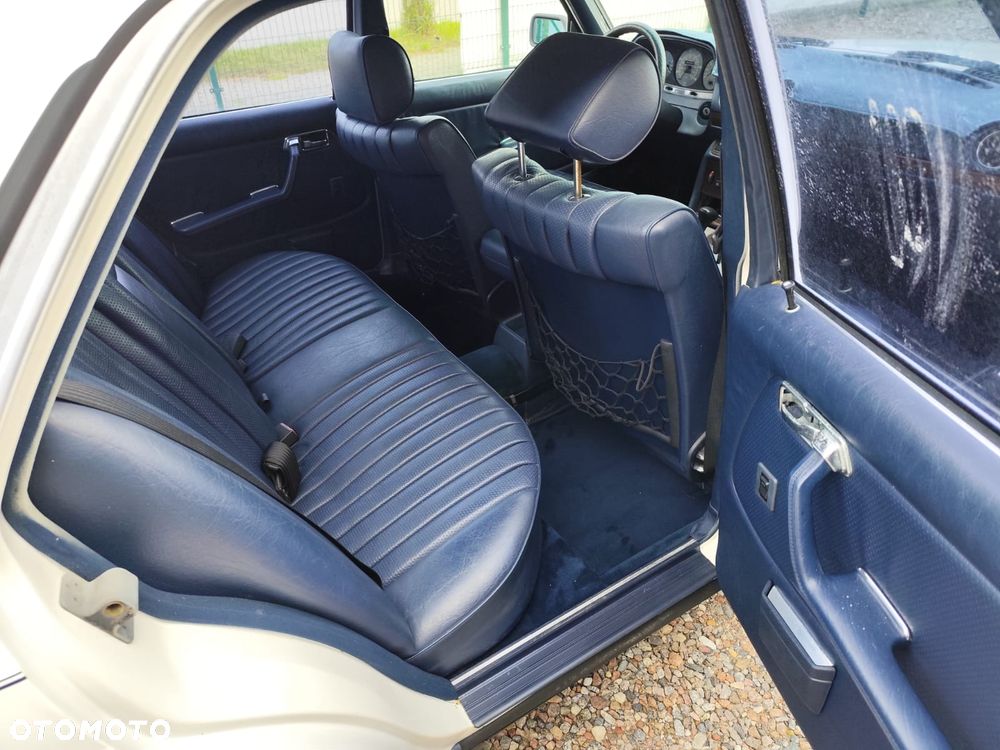 Mercedes-Benz W123 - 3