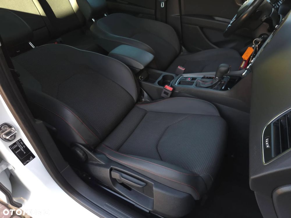 Seat Leon 2.0 TDI DPF Start&Stop DSG FR - 39