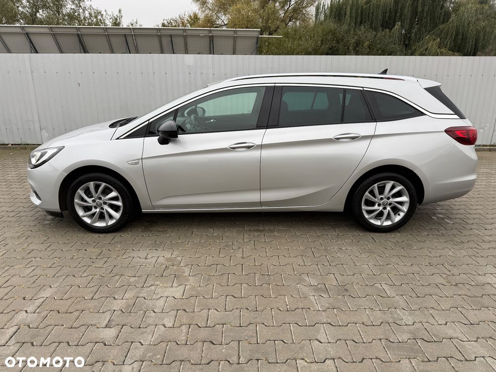 Opel Astra 2020 photo 4