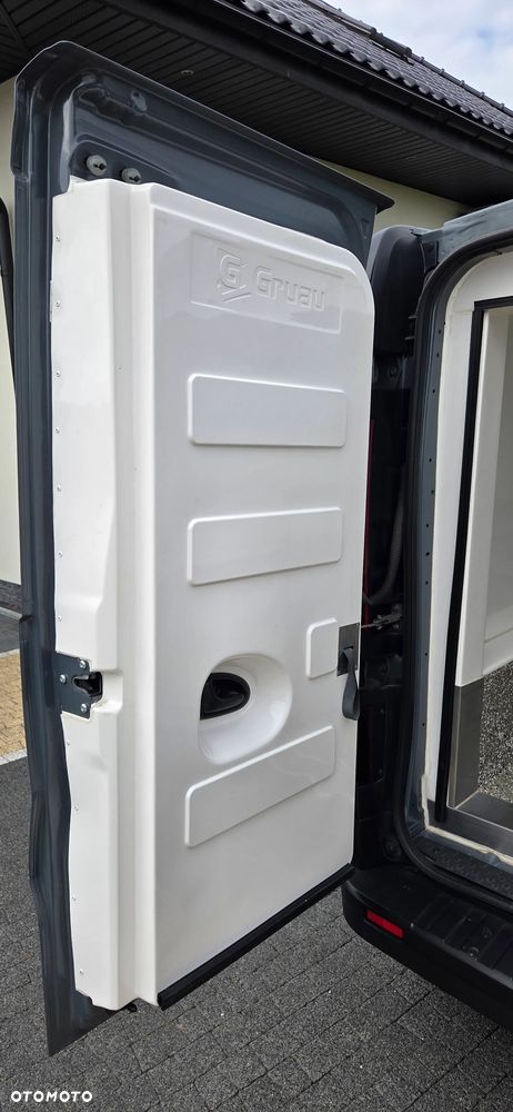 Renault Trafic L2H1 CHŁODNIA Bogato Wyposażony Polska Vivaro Talento Transporter Vito - 18