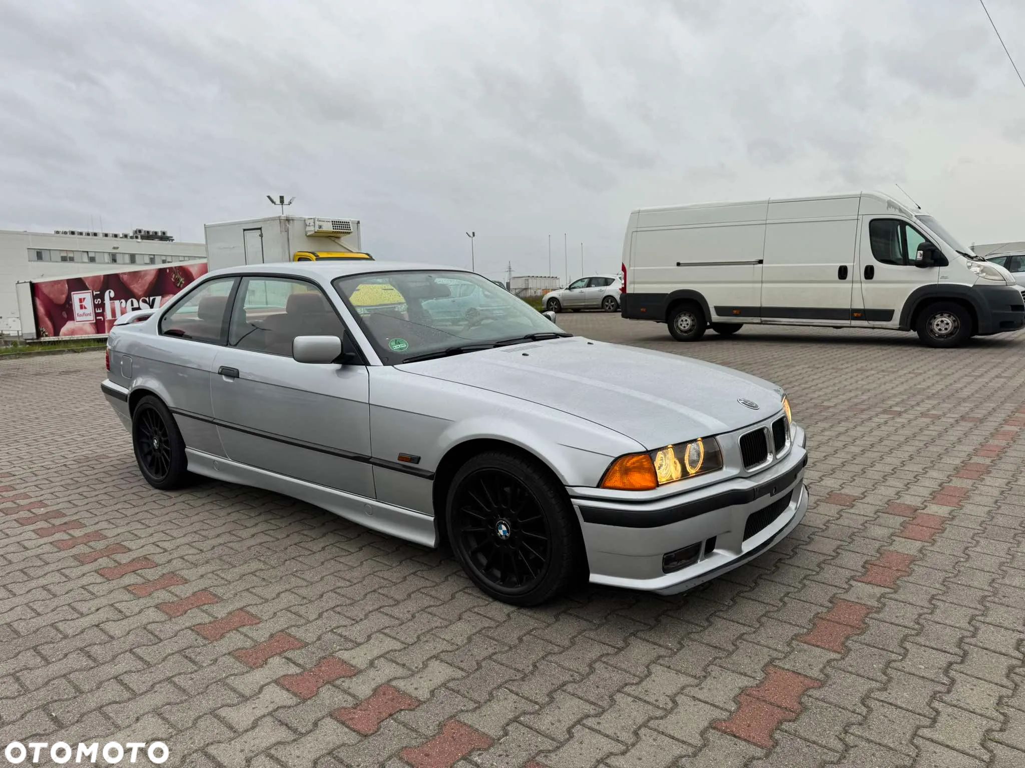 BMW Seria 3 - 1