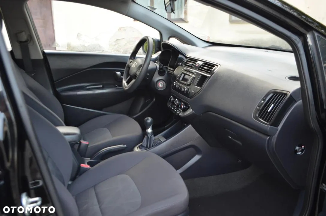 Kia Rio 1.2 Business Line - 24