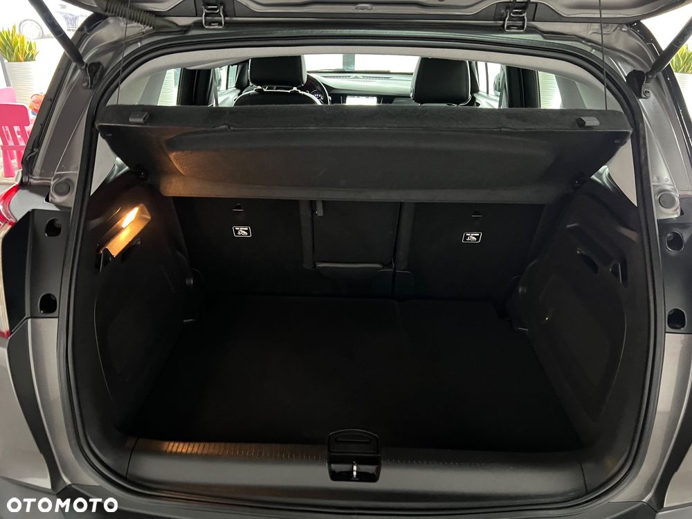 Opel Crossland X - 31