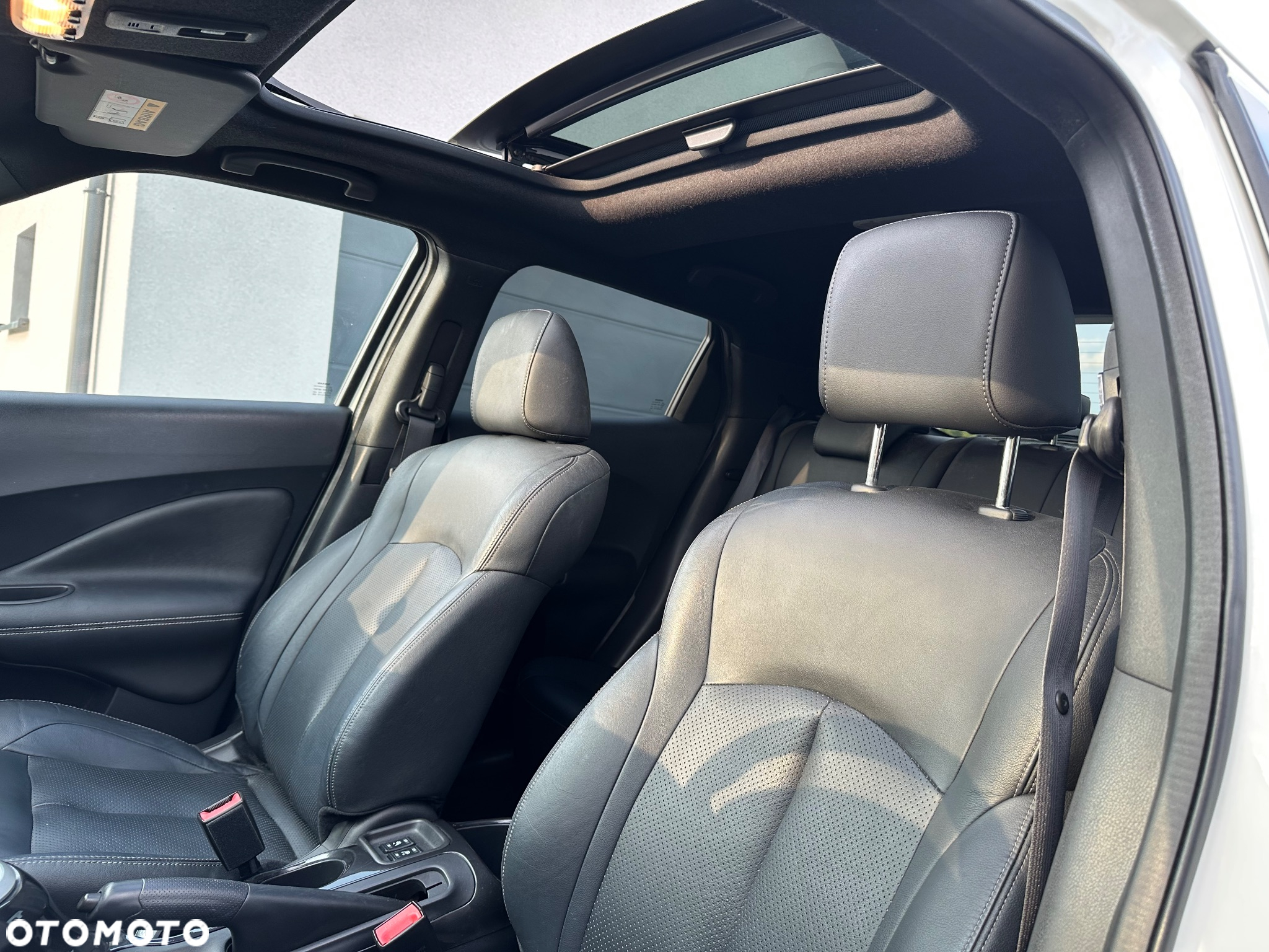 Nissan Juke 1.6 Tekna CVT - 3