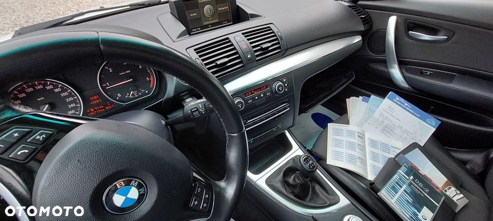 BMW Seria 1 120d - 30