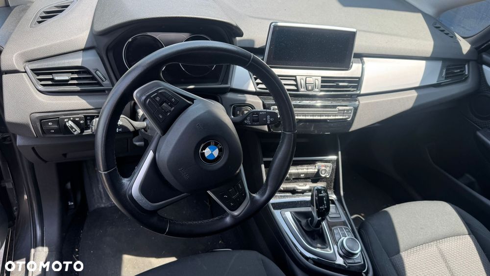 BMW Seria 2 220d Advantage - 15