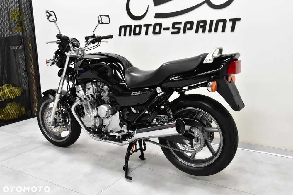 Honda CB - 6