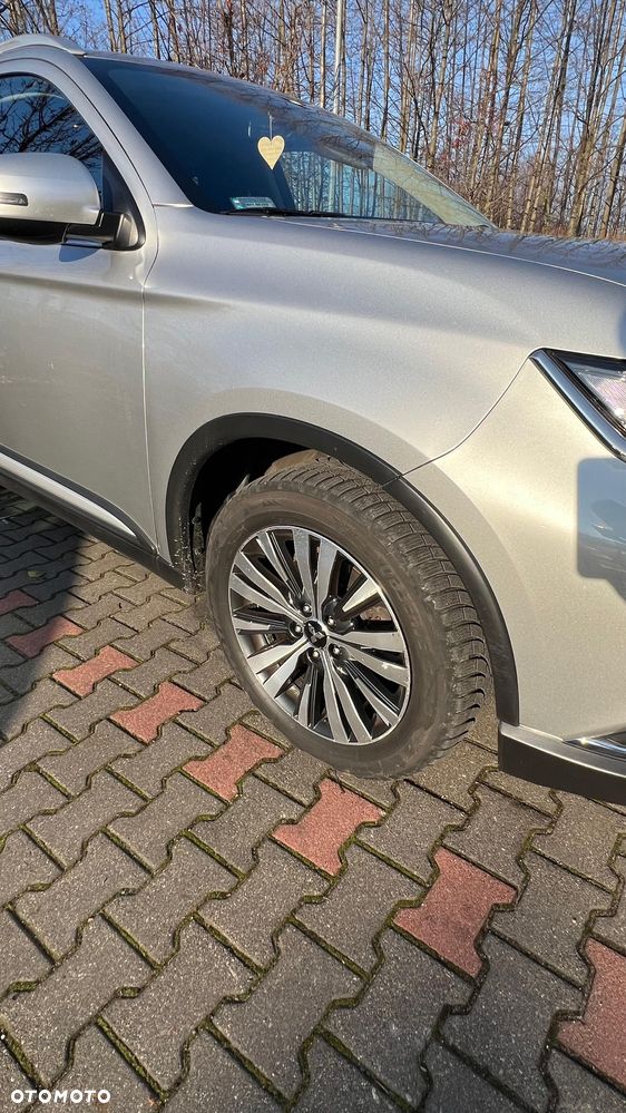 Mitsubishi Outlander 2.0 Intense 4WD CVT - 14