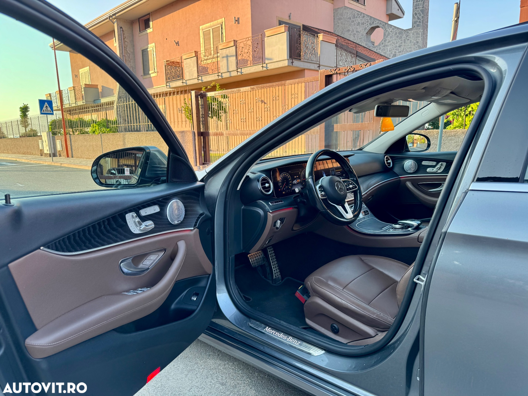 Mercedes-Benz E - 5