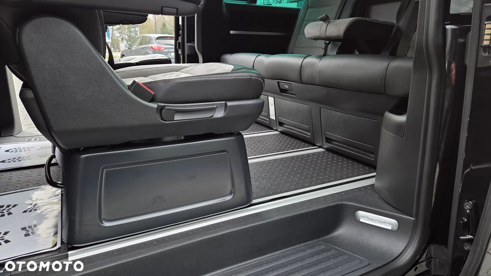 Volkswagen California - 17