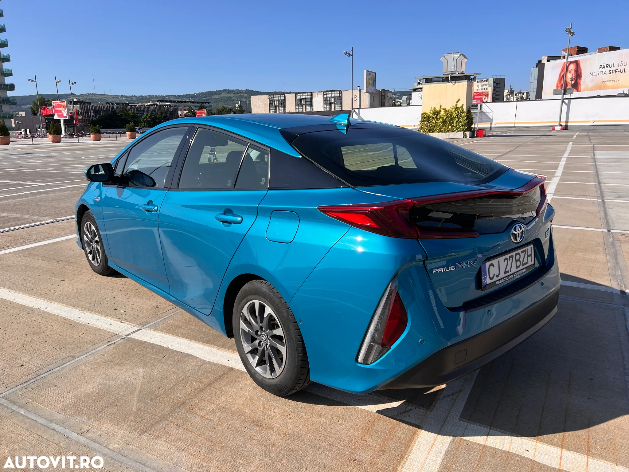 Toyota Prius - 3