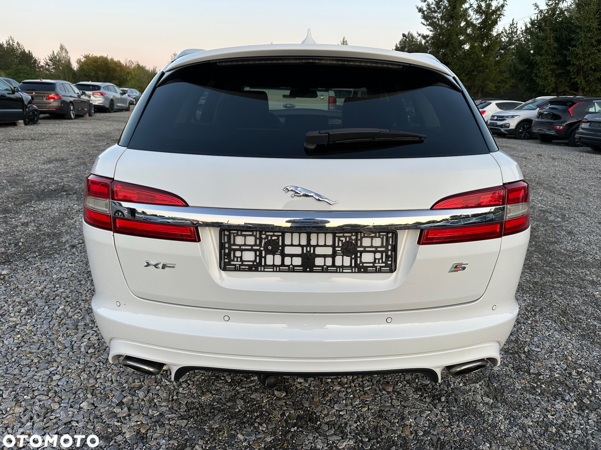 Jaguar XF 3.0 V6 Diesel S Sportbrake - 4