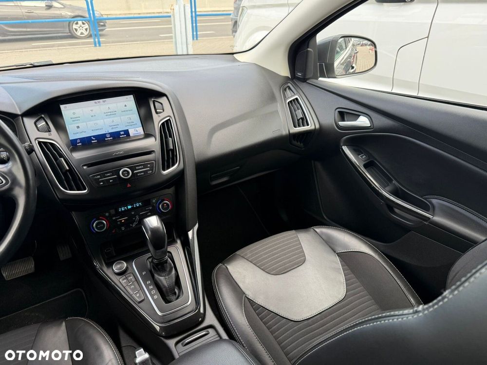 Ford Focus 2.0 EcoBlue Titanium - 18