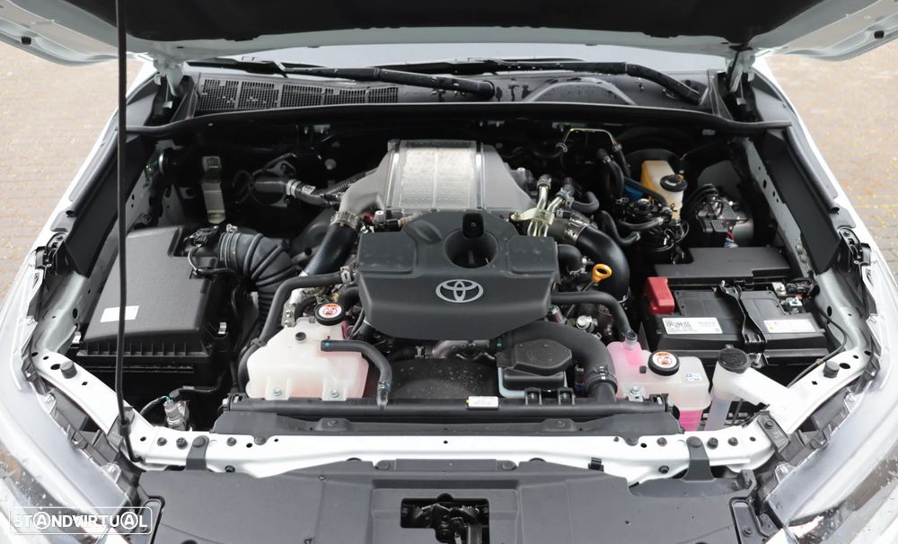 Toyota Hilux 2.4 D-4D 4WD CD CH Aut. - 31