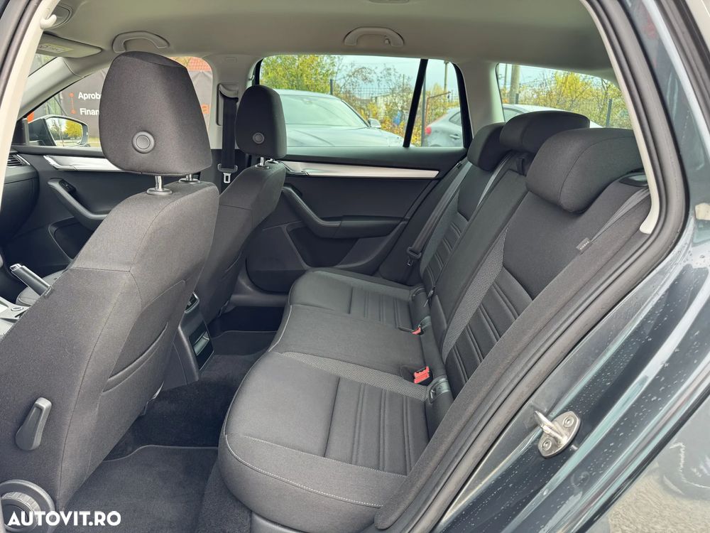 Skoda Octavia 1.5 TSI DSG Style - 12