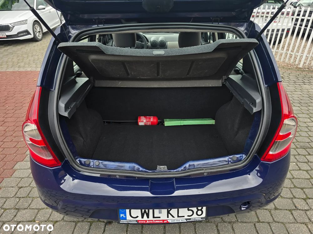 Dacia Sandero - 7