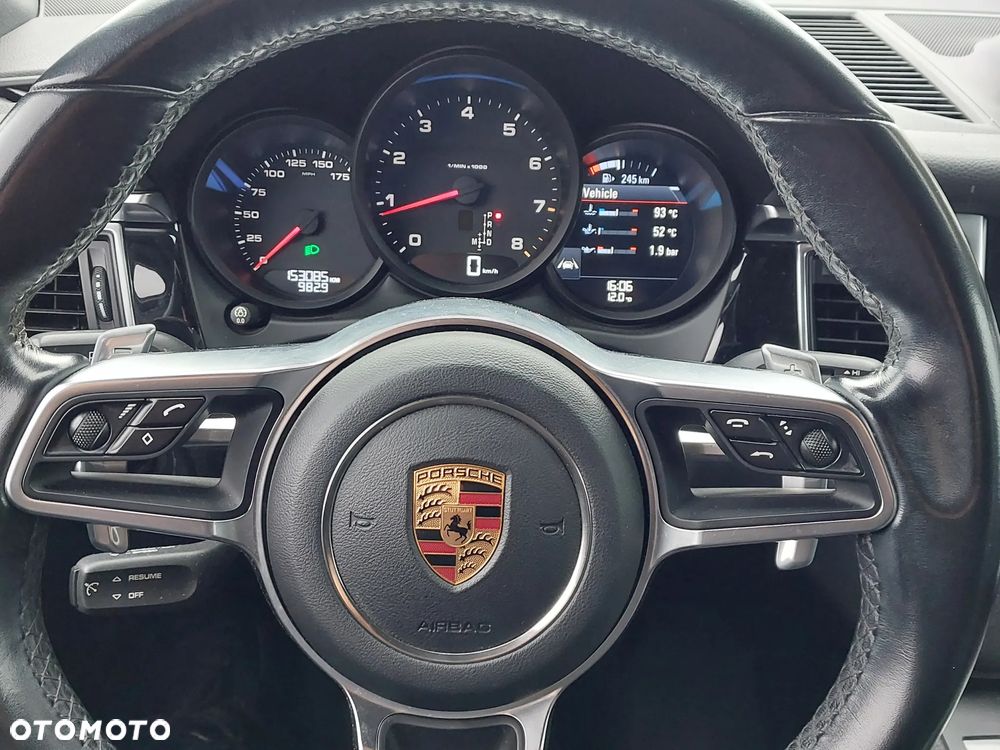 Porsche Macan PDK - 16