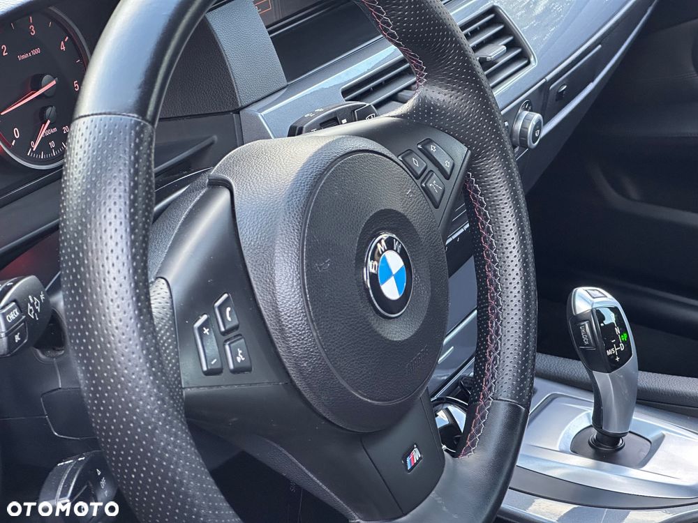 BMW Seria 5 530d Touring - 9