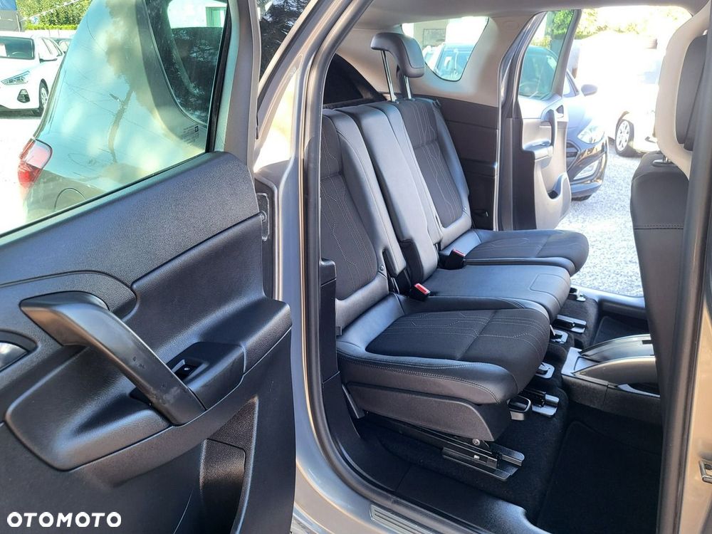 Opel Meriva - 21