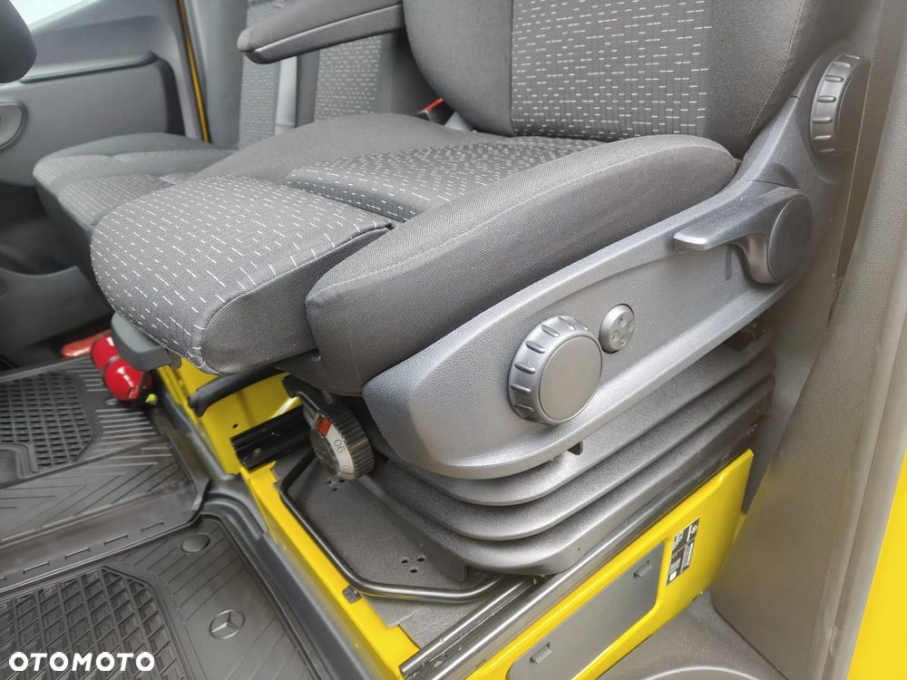 Mercedes-Benz Sprinter - 21