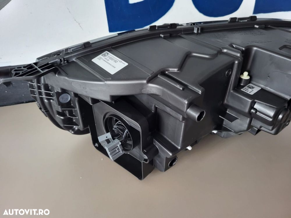 Far LED dreapta NOU VOLVO XC90 31655160 - 3