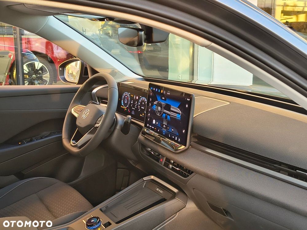 Volkswagen T-Roc - 27