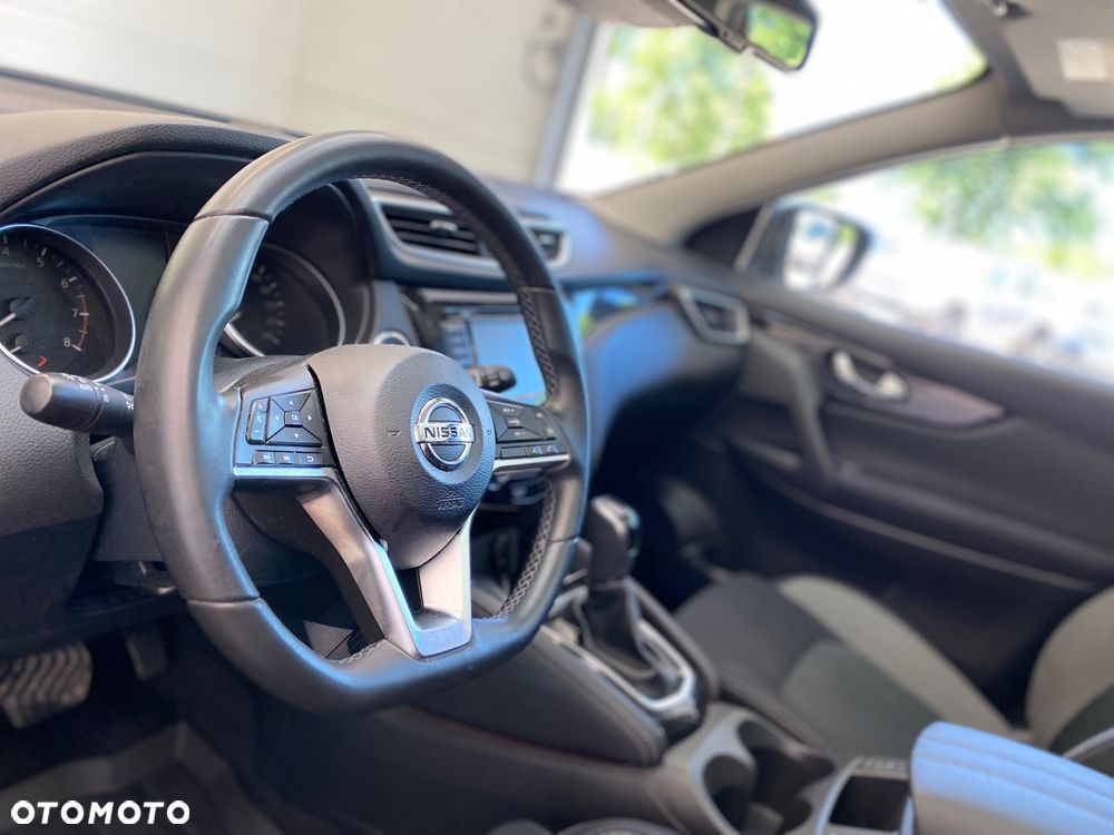 Nissan Qashqai 1.3 DIG-T Tekna DCT - 27