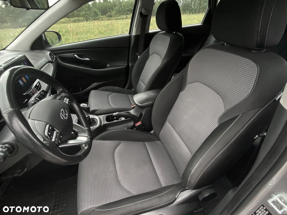 Hyundai i30 - 17