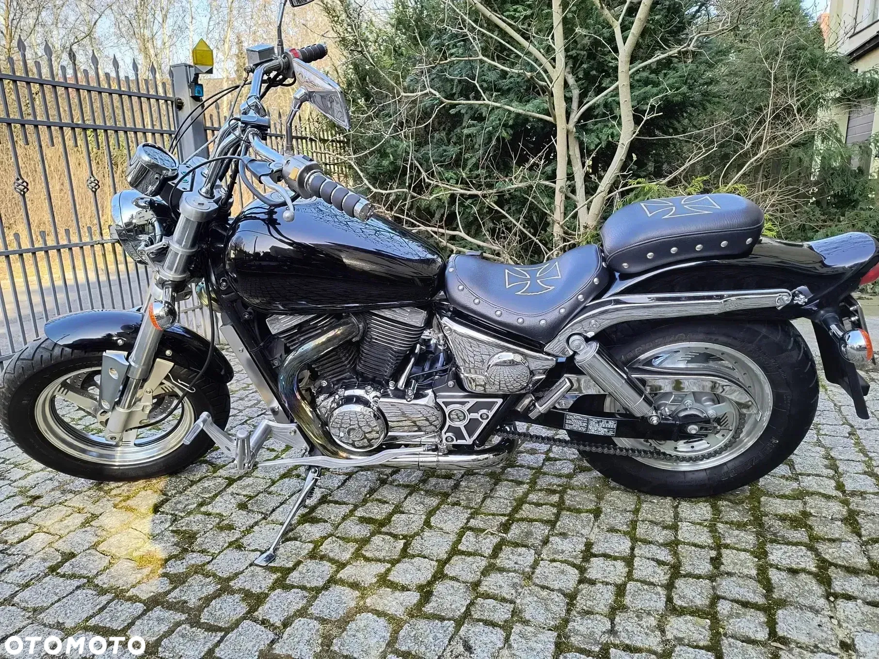 Suzuki Marauder - 3