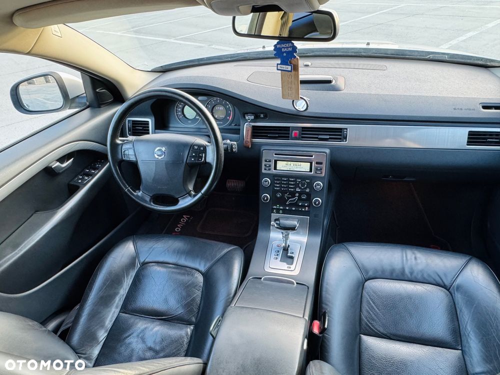 Volvo V70 2.5T Summum - 24