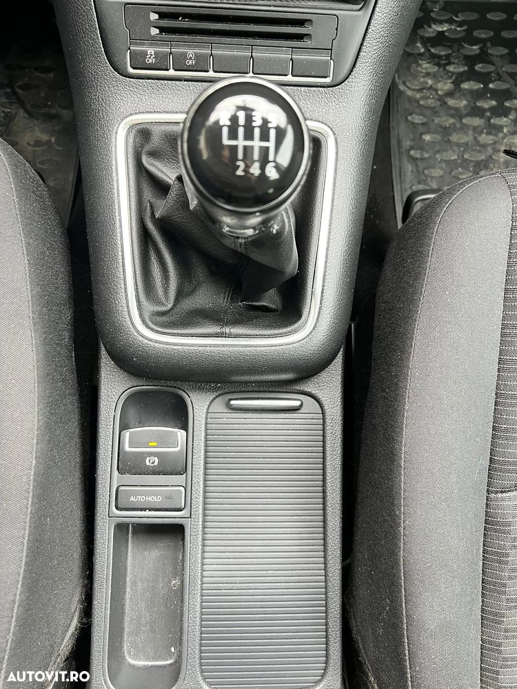 Volkswagen Tiguan - 10