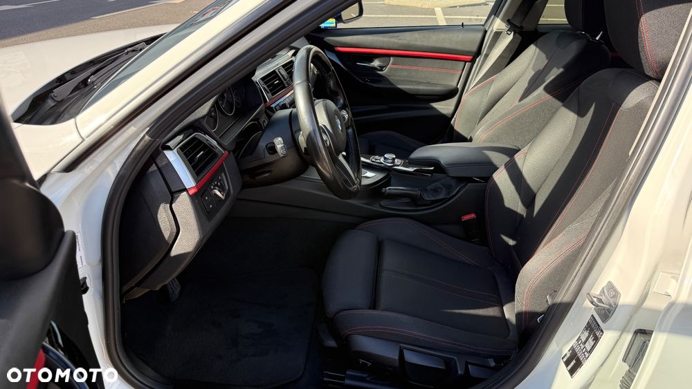 BMW Seria 3 318i Sport Line - 11