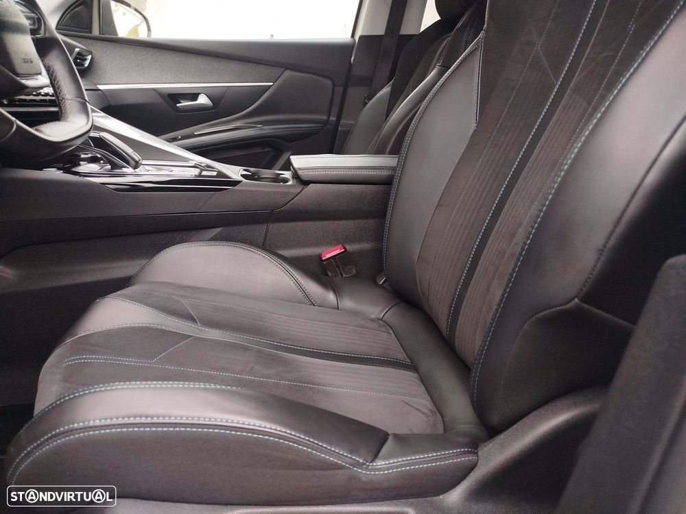 Peugeot 3008 1.2 PureTech GT Line Grip Control EAT6 - 21