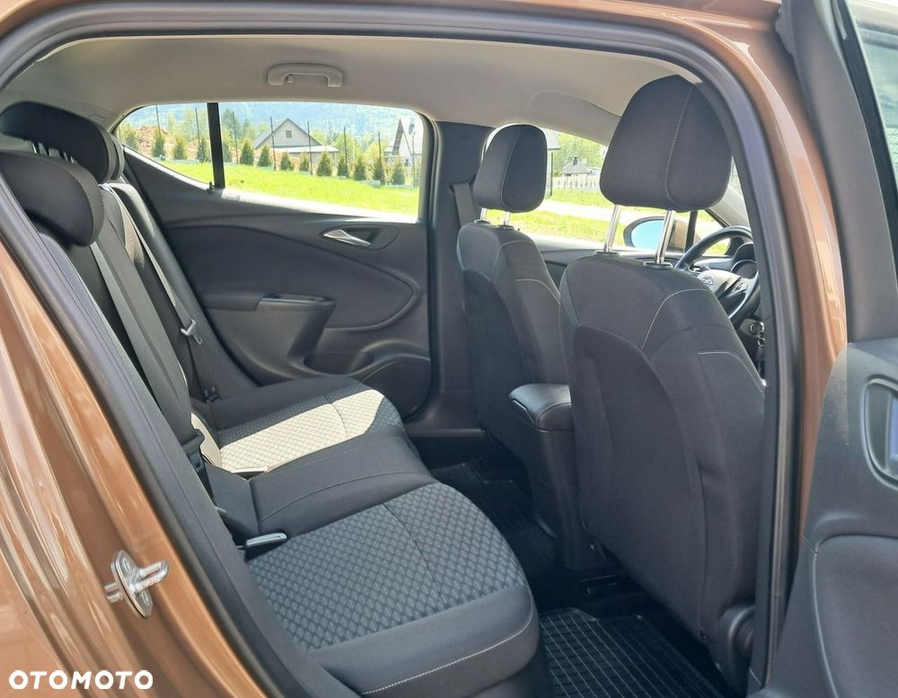 Opel Astra - 10