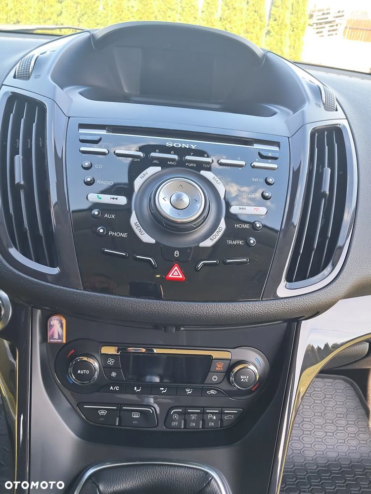 Ford Kuga - 12