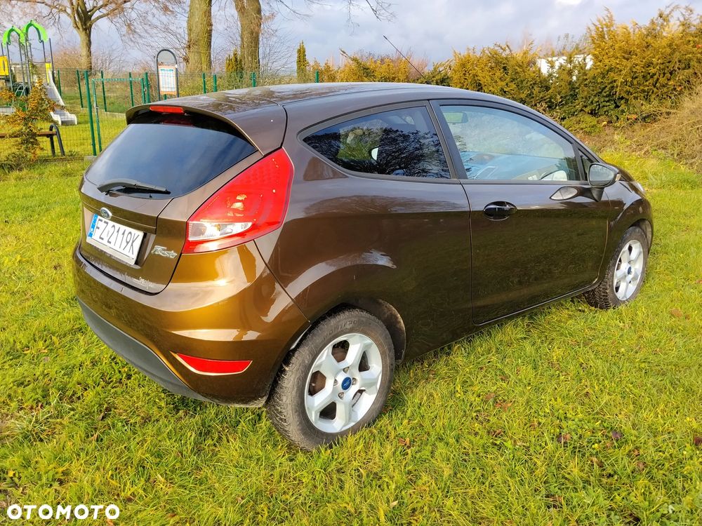 Ford Fiesta 1.25 Trend - 15