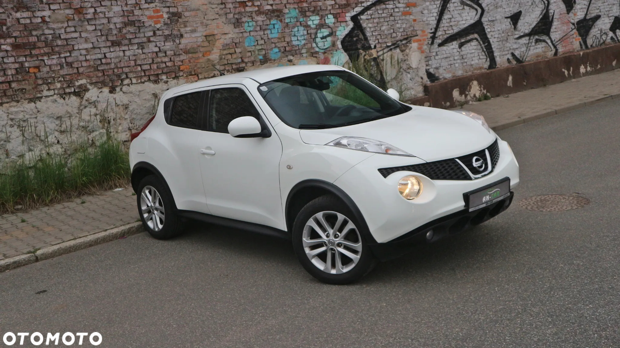 Nissan Juke 1.6 Tekna - 10