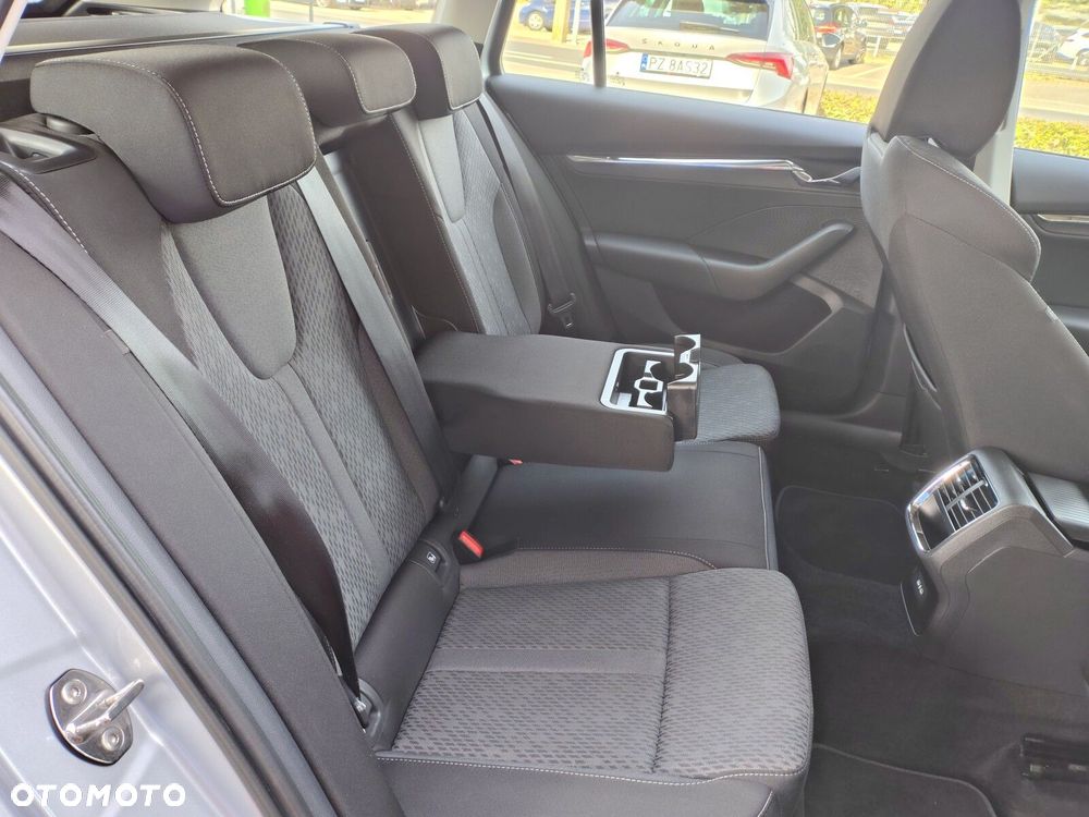 Skoda Octavia 2.0 TDI Style DSG - 14