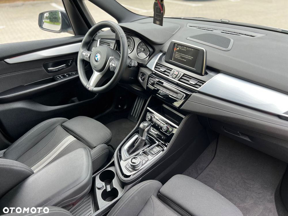 BMW Seria 2 220i Gran Tourer Sport-Aut Sport Line - 24