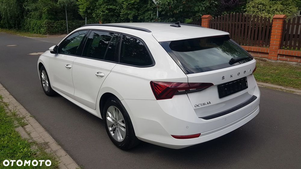 Skoda Octavia 2.0 TDI Edition Plus - 12