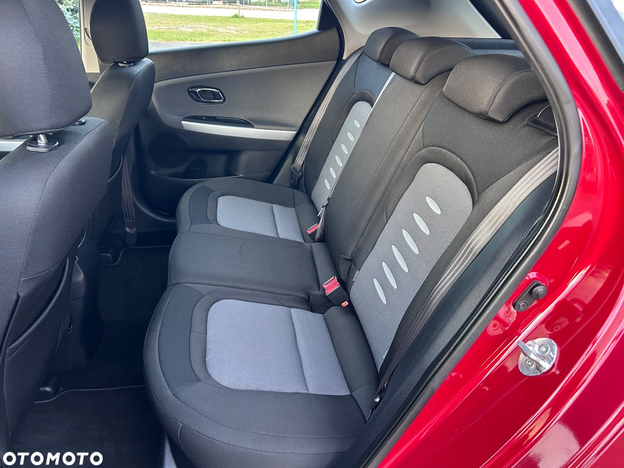 Kia Ceed 1.6 GDI DCT SW Platinum Edition - 14