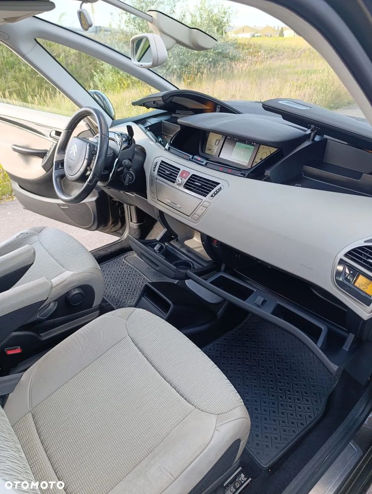 Citroën C4 Grand Picasso - 21