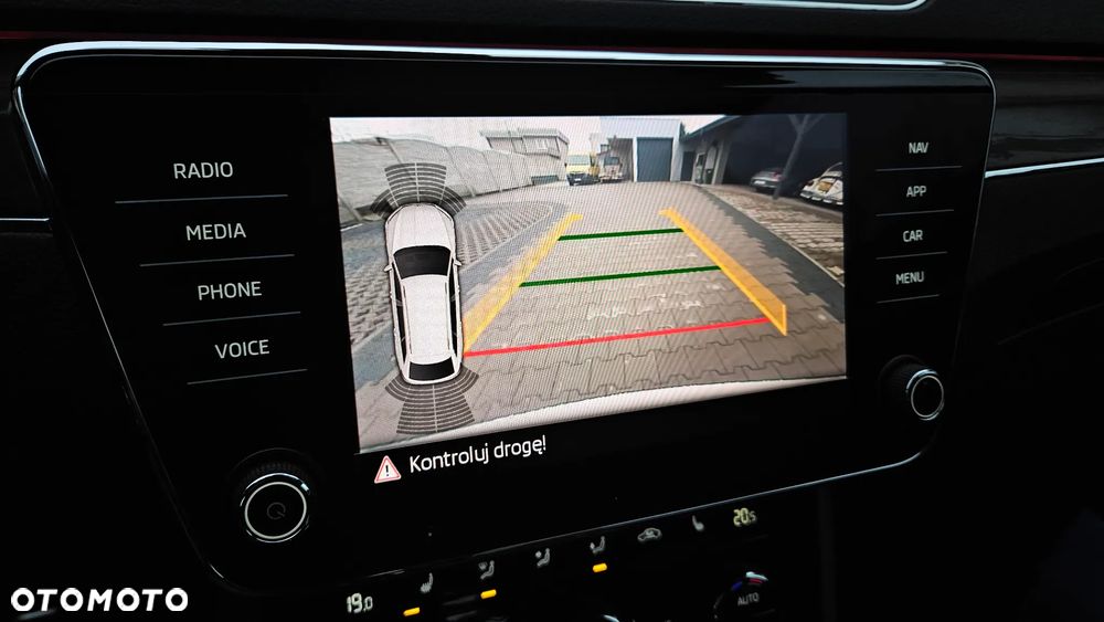 Skoda Superb 2.0 TDI SCR 4x4 Scout DSG - 28